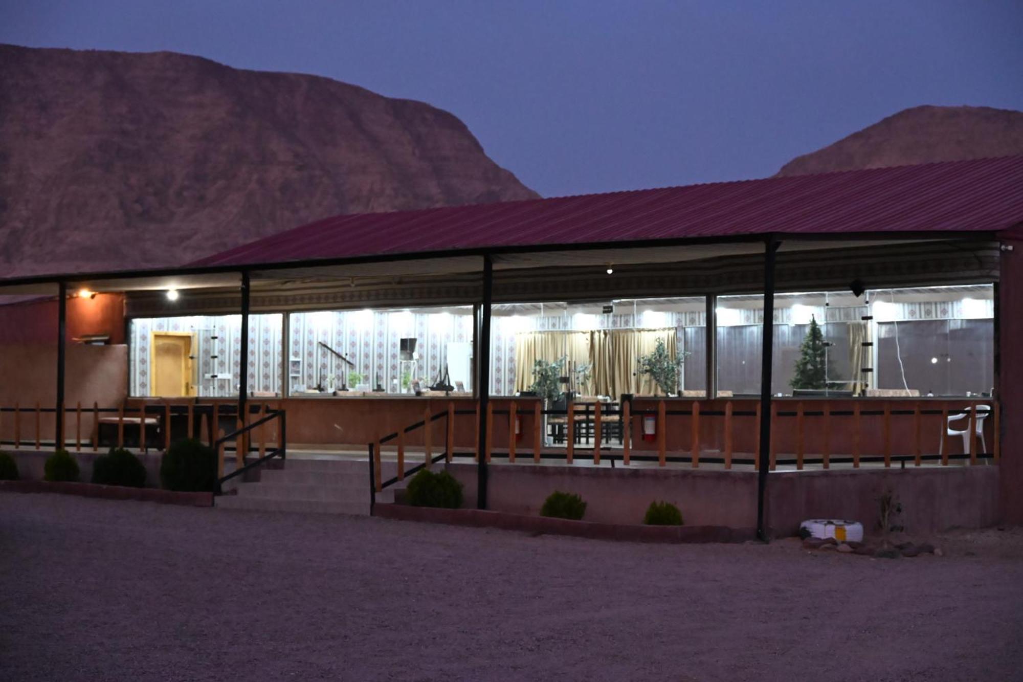 Hotel Bilal Luxury Camp Wadi Rum Exterior foto